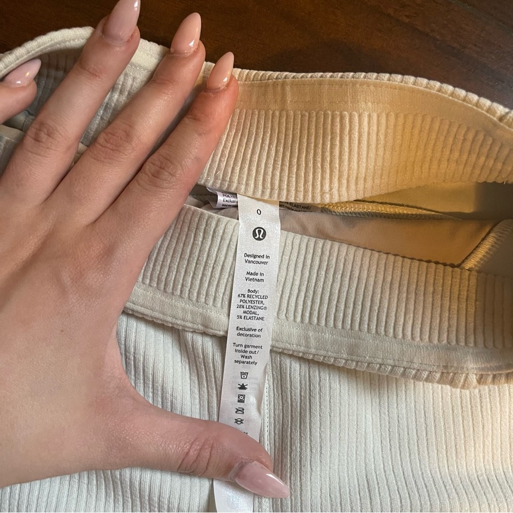 Lululemon Ribbed Softstreme High Rise Short 2” - Picture 5 of 6